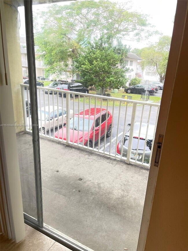Foto del edificio - 7310 SW 82nd St
