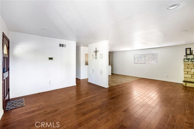 Foto del edificio - 7044 White Oak Ave