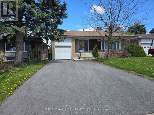 Building Photo - 11 Bowerbank Dr