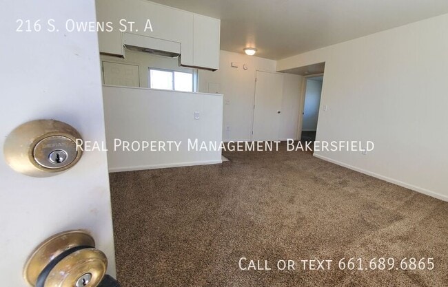 Foto del edificio - 216 S Owens St