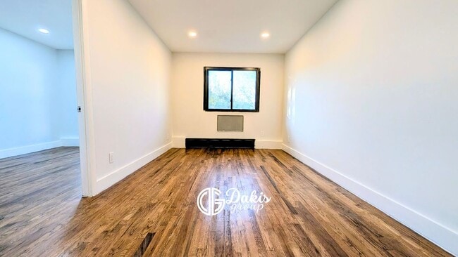 Building Photo - 25-33 23rd Street, DG1