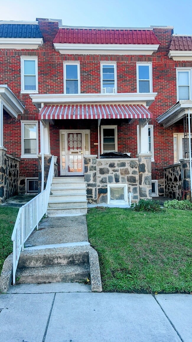 Photo - 2307 Windsor Ave Townhome