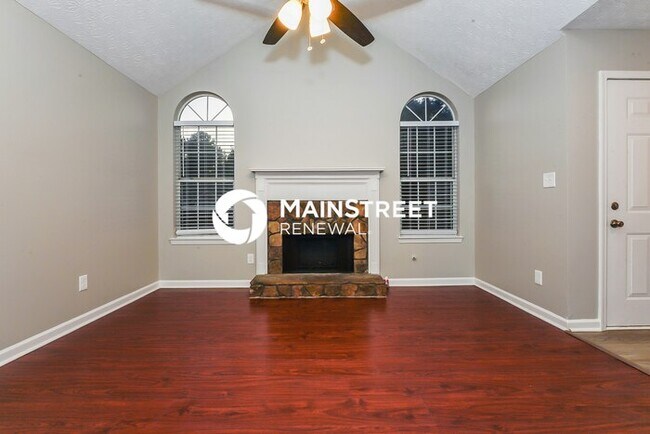Building Photo - 3 Bedroom Pet-Friendly Home in Stockbridge...
