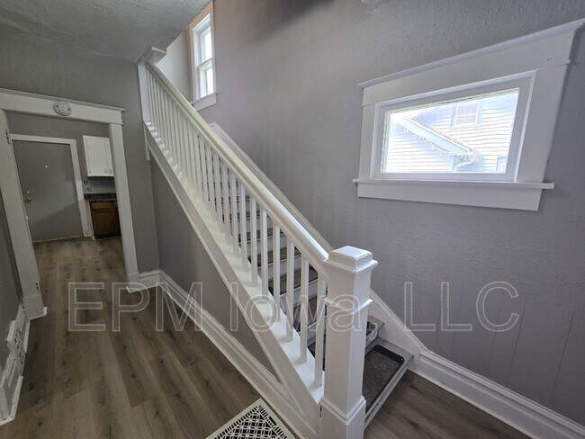 Foto del edificio - 833 Dawson St