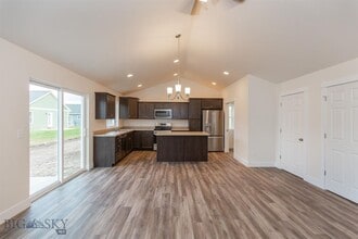 Building Photo - 608 Snow Ghost St