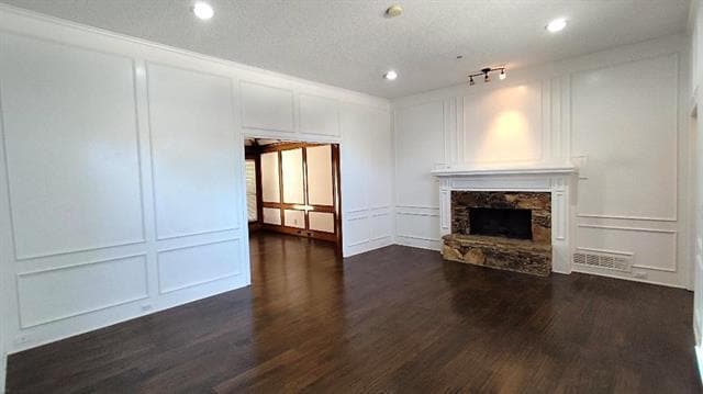Building Photo - 2128 USA Dr