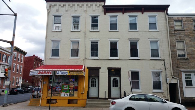 Foto del edificio - 151 N 4th St