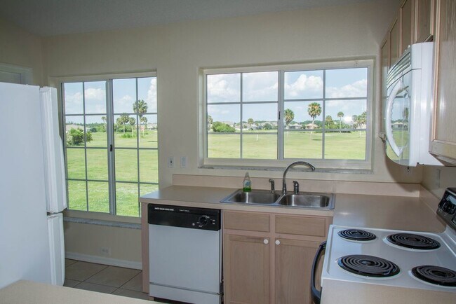 Photo - Second Floor 3 Bed 2 Bath Condo in South K...