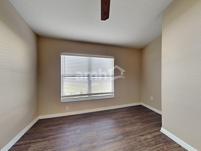 Building Photo - 2739 Pankaw Ln