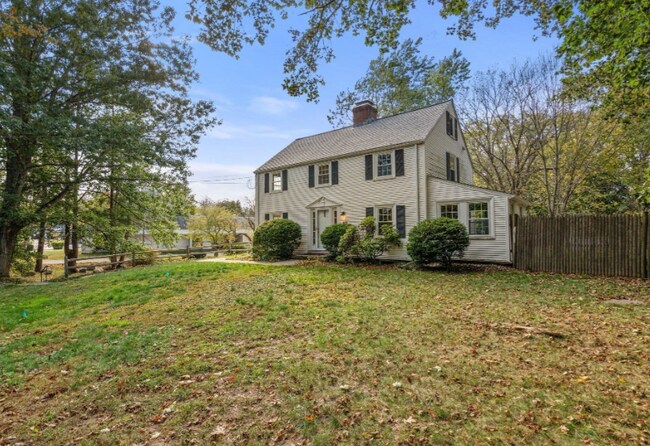 Foto del edificio - 410 Conant Rd