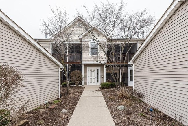 Building Photo - 1550 Oakfield Dr