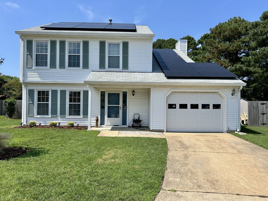 Primary Photo - 1701 Everest Cir