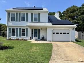 Building Photo - 1701 Everest Cir