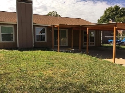 Photo - 2422 High Hollow Dr House