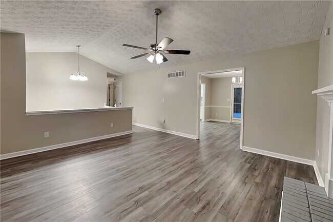 Foto del edificio - 291 N Briar Ridge
