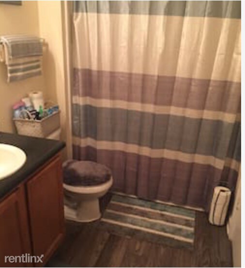 Foto del edificio - 1 br, 1 bath Apartment - 2495 Cruse Rd