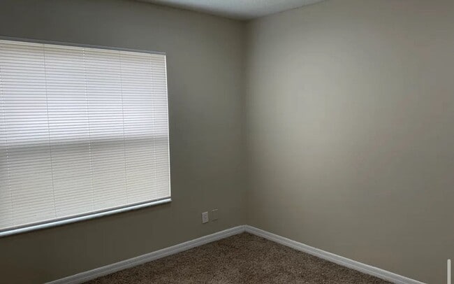 Foto del edificio - 4965 SW 33rd Ave