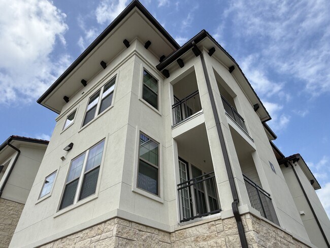 Foto del edificio - Northwoods