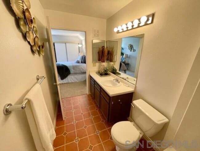 Foto del edificio - 2 Bedroom Condo in Mission Valley!