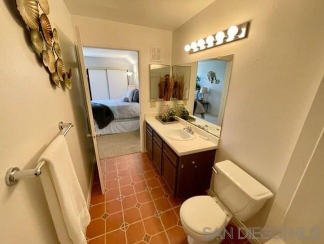 Building Photo - 2 Bedroom Condo in Mission Valley!
