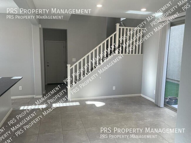 Building Photo - Beautiful Chandler Home