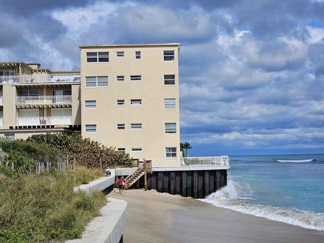 Building Photo - 4500 S Ocean Blvd