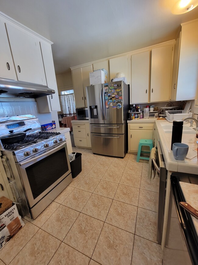 Building Photo - 1181 Langley Way