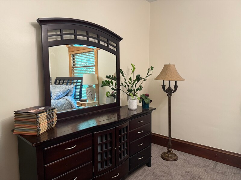 Foto del edificio - 2334 Brewster St