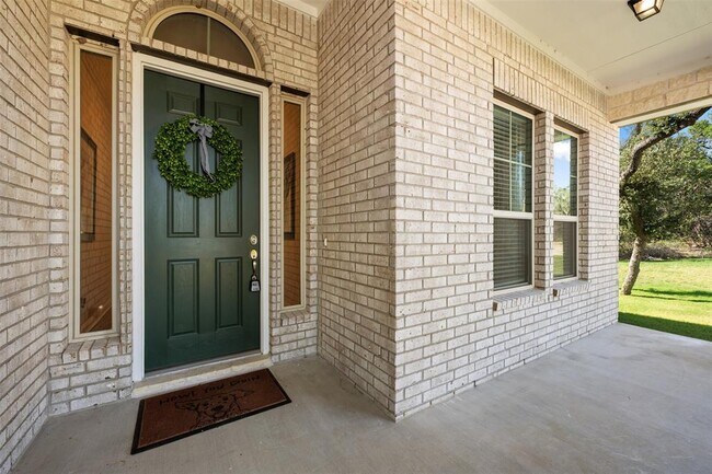 Foto del edificio - 686 Treadwell Ln