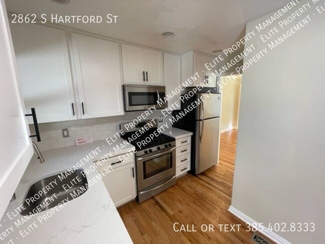 Building Photo - 2862 S Hartford St