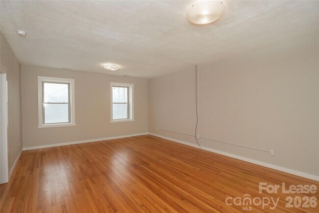 Foto del edificio - 212 S Broad St