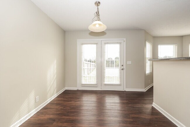 Foto del edificio - 2722 Apostle Ln