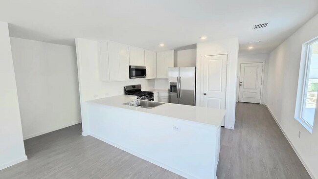 Foto del edificio - 3140 Burmese St