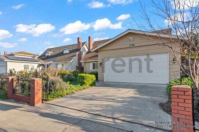 Building Photo - 1396 Saratoga Dr