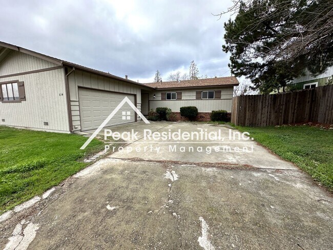 Building Photo - 3 br, 2 bath House - 614 Wales Dr