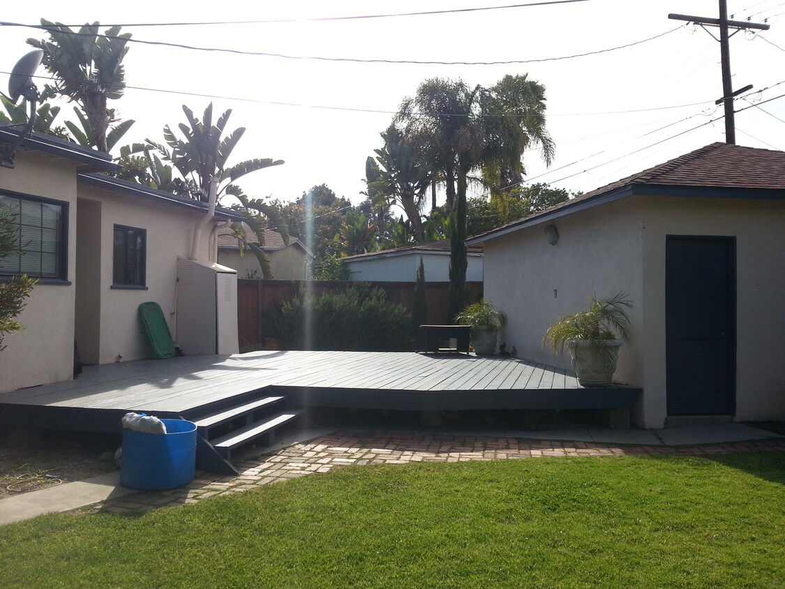 Back yard, deck and garage - 2624 S Westgate Ave