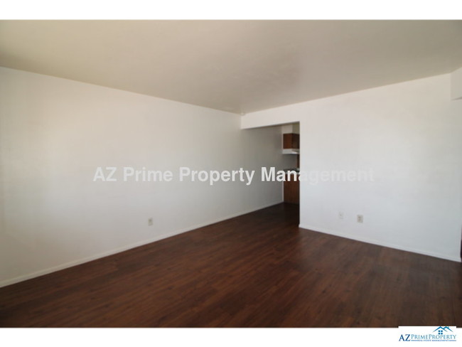Building Photo - 2012 S Granada Dr
