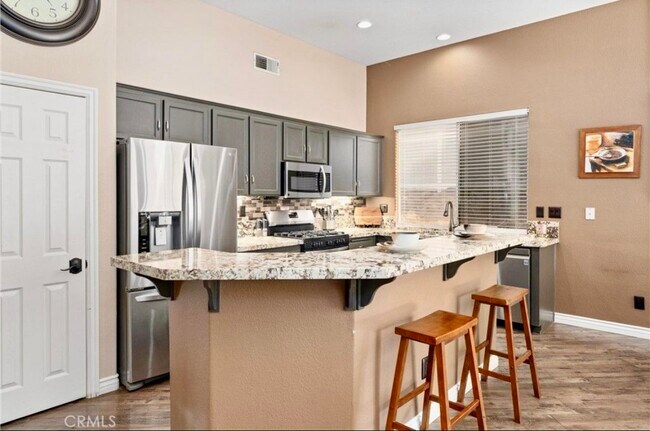 Foto del edificio - 27351 Eagles Nest Dr