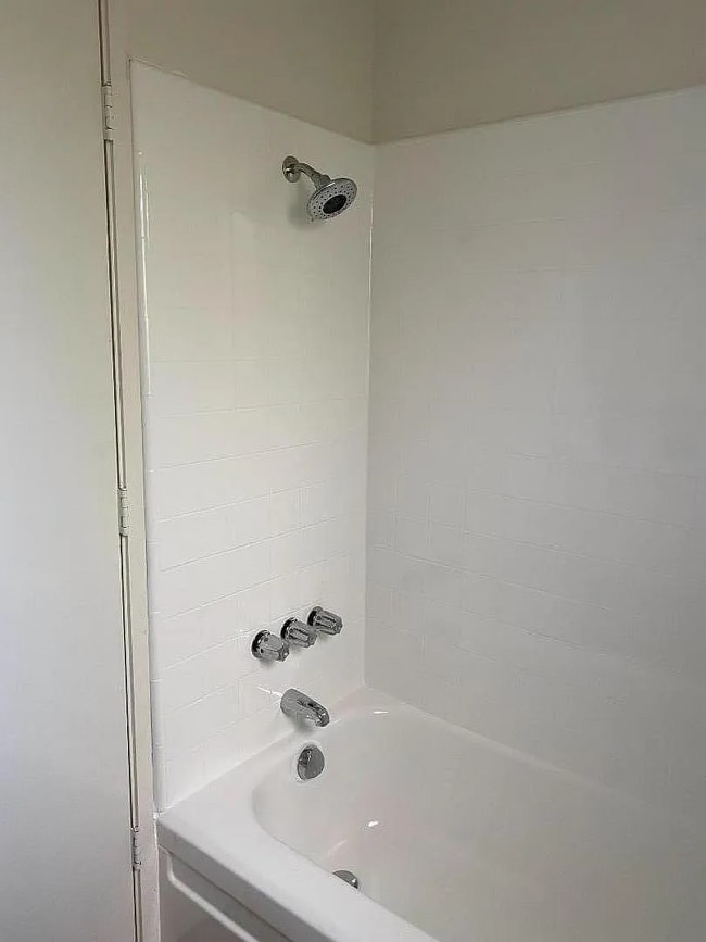 Building Photo - Charming Redwood City one bedroom one bath...
