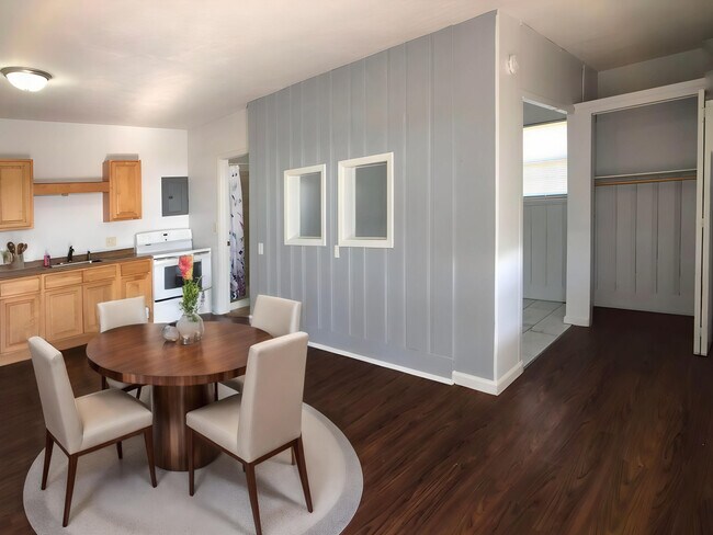Foto del edificio - 3670 Dixie Hwy NE