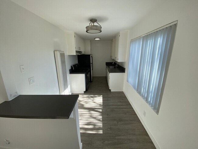 Foto del edificio - 5307 Sepulveda Blvd