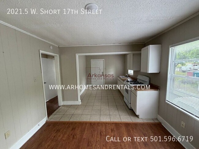 Foto del edificio - 2021.5 W Short 17th St