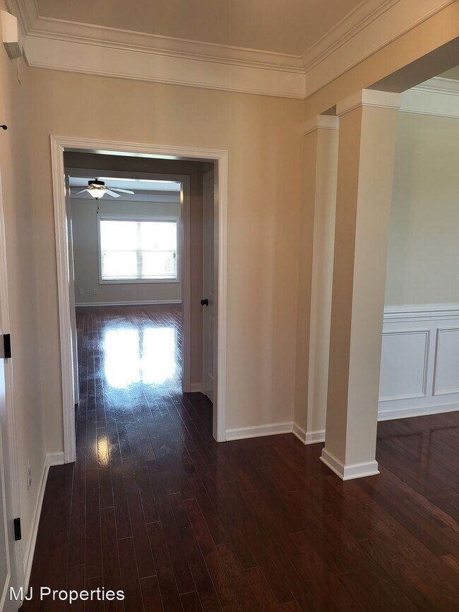 Building Photo - 5 br, 3.5 bath House - 284 Big Oak Ln
