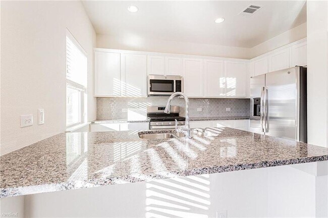 Building Photo - 2168 Local Rebel Loop, Leander, TX 78641 -...