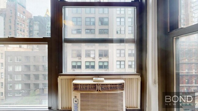 Foto del edificio - 124 E 24th St