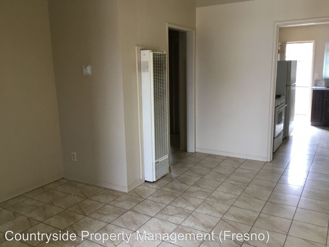 Foto del edificio - 3344-3350 E Clinton Ave