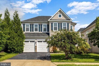 Building Photo - 21236 Ladyfern Pl