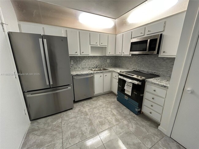 Building Photo - 2061 NW 47th Terrace