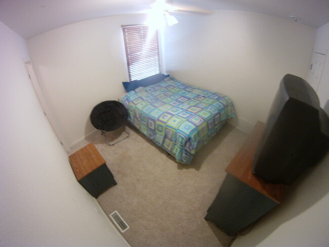Foto del edificio - 6450 Blue Springs Road