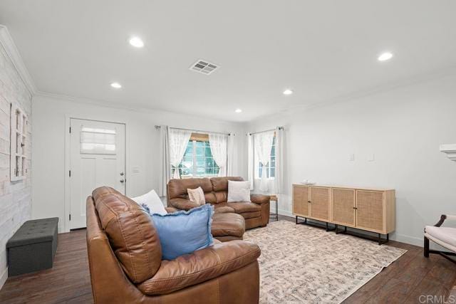 Foto del edificio - 586 Del Mar Ave